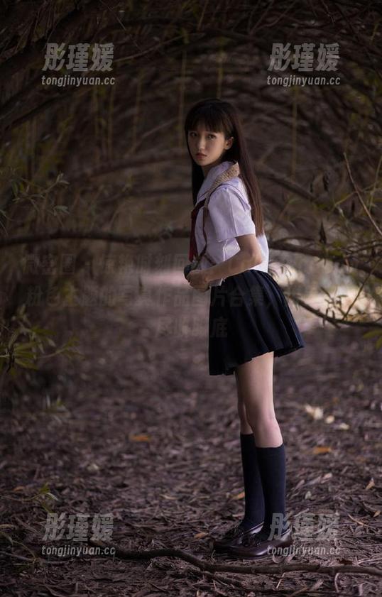 微密圈 - 惊艳时刻回放：Callmecandy粉色主题的写真作品图片合集，甜美风情尽收眼底