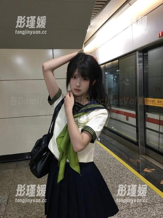 在Dami(퀸다미)的PhotochipsVol里发现让人心动的美图与写真