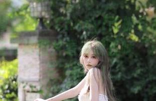 Feilin嗲囡囡 – Cheryl青树与灰丝的搭配，这些写真图片看得我直呼“真的不上天了吗”！