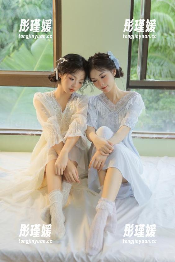 Feilin嗲囡囡 - 沉醉于姝姝妹妹的灰丝写真，获取原图下载，尽享视觉盛宴