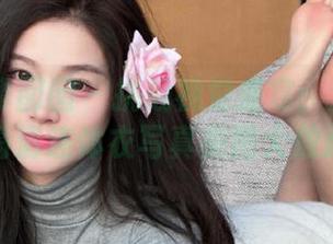 Feilin嗲囡囡 – 挑战视觉盛宴：流氓小巫女高清连体衣写真美图大放送！