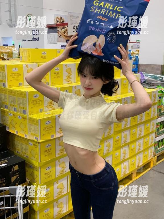 HuaYang花漾 - 凯竹Quinn清纯写真：无圣光图包让你感受自然纯真的美好
