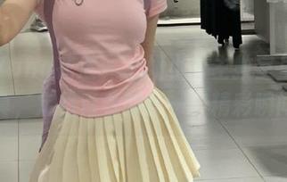 HuaYang花漾 – 心妍小公主教室里的写真，定格青春的每一个精彩瞬间