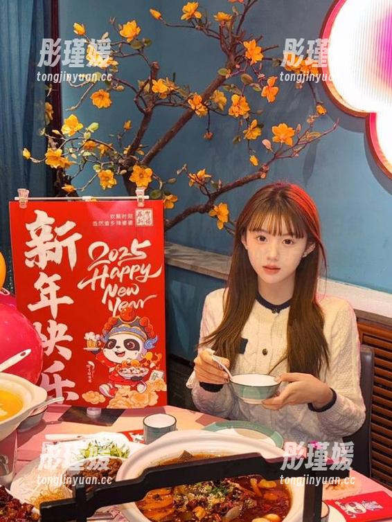 HuaYang花漾 - 萌汉药baby很酷日常全集发布：原图带你感受她的灵动与美好生活，如此亲切动人