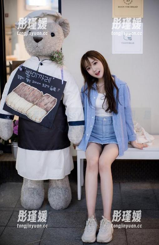 IMiss爱蜜社 - sisy思奶牛写真套图，描绘少女心中的牧场梦境