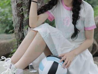 IMiss爱蜜社 – 最新更新！江欢欢fon女孩写真集，带你走进一个充满幻想和色彩的世界！