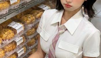 IMiss爱蜜社 – 想要少女心？快来看许诺Sabrina的粉色写真美图，绝对是不二之选！