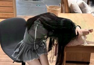 LD零度摄影 – 喵喵在线写真分享，轻松了解她在自拍中展现的无限风情！