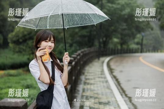 MFStar模范学院 - 五光十色的夏茉GIGI套图分享，揭示裤里丝背后的动人故事