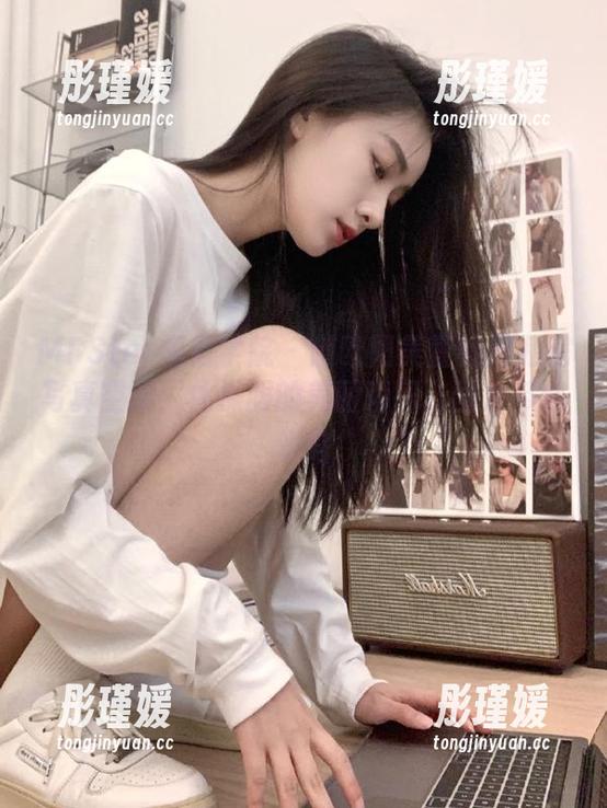 MFStar模范学院 - 随欧阳美萱畅游私房写真空间：体操服的美丽瞬间，图片带你领略