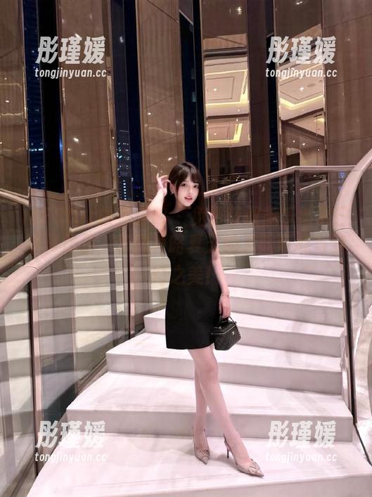 MFStar模范学院 - 免费获取黄乐然夏日写真作品，带你领略夏天的无限可能与梦幻之美！
