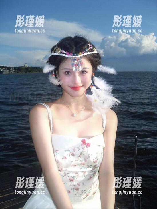MFStar模范学院 - 黄乐然的美足写真图集：见证足下风情，感受艺术之美