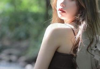 喵糖映画图库分享，感受牛仔小性感带来的无限视觉享受