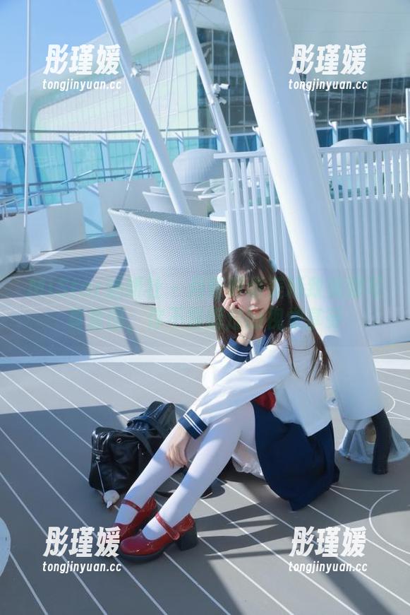 MiStar魅妍社 - 月音瞳甜美精致美脚写真套图，你不容错过的视觉享受