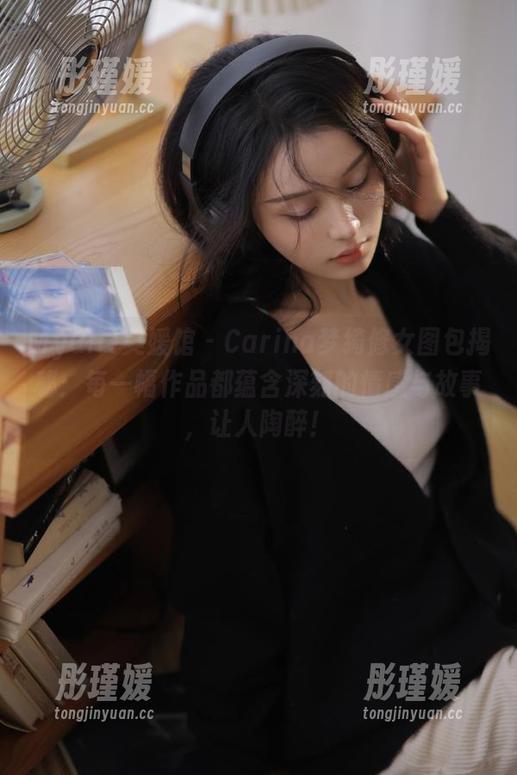 MyGirl美媛馆 - Carina梦绮修女图包揭秘：每一幅作品都蕴含深刻的情感与故事，让人陶醉！