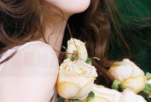 PANS摄影 – 美惠子浴室写真原图分享：展现她独特的生活美学