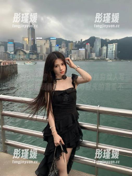 RUISG瑞丝馆 - 全套土肥圆矮挫穷双人写真,原图展现青春的活力与时光的温柔不舍 RUISG瑞丝馆 - 全套土肥圆矮挫穷双人写真,原图展现青春的活力与时光的温柔不舍