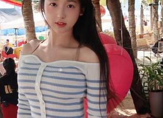 SLADY猎女神 – 曼苏拉娜自拍图包：每一张作品都是情感与艺术的完美结合