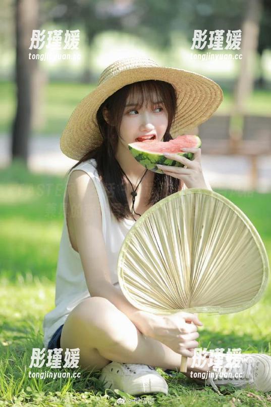 TASTE顽味生活 - 精选张槑槑气质与风格兼具的套装写真，绝对不容错过