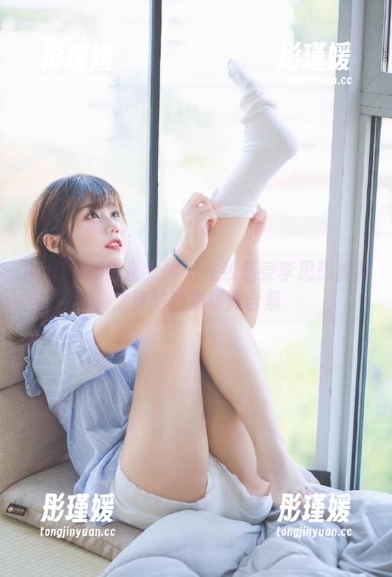 TouTiao头条女神 - 在线感受李思彤旗袍之美的独家写真合集