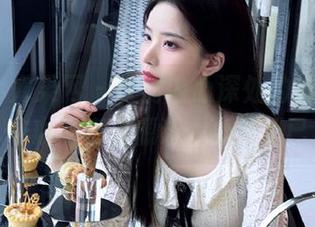 UGirls尤果网 – 映射内心深处的温柔，乔依琳写真资源让人心动不已