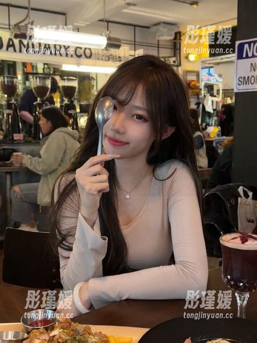 UGirls尤果网 - 无圣光写真之美:孟狐狸女仆造型宛若梦境,令人心醉 UGirls尤果网 - 无圣光写真之美:孟狐狸女仆造型宛若梦境,令人心醉