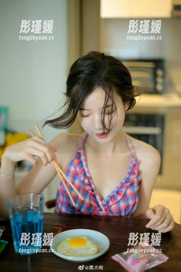 UGirls尤果网 - 孟狐狸日常写真作品集大揭秘：这些原图让你大开眼界