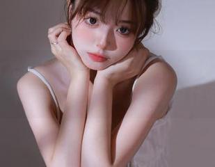 UGirls尤果网 – 让黑白照片为你的生活添彩：下载张译文的精彩写真作品！