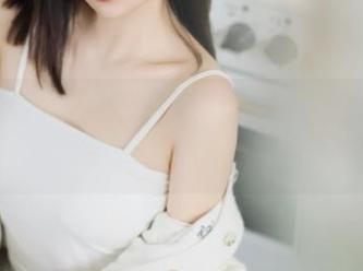UGirls尤果网 – 免费图包来袭！慕羽茜携长腿写真带你领略她的无限魅力！