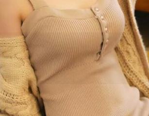 UGirls尤果网 – 走进杨乔之的校园写真世界：原图合集记录每一个动人瞬间