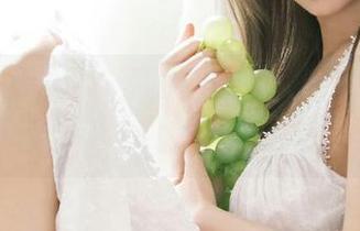 UGirls尤果网 – 震撼上线！杨晨晨最新办公室图包，带给你无与伦比的双眼盛宴
