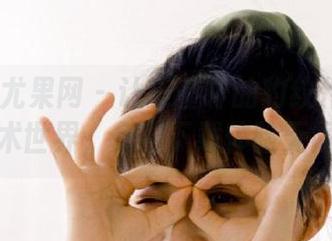 UGirls尤果网 – 让王谨轩的豹纹作品点亮你的艺术世界，免费下载体验无限创意！