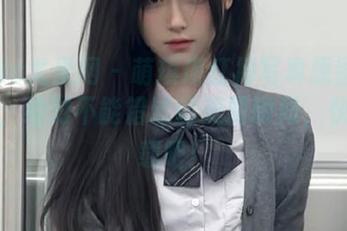 UGirls尤果网 – 萌琪琪红裙写真原图免费提供，绝对不能错过的美丽瞬间，快来下载吧！