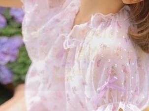 UGirls尤果网 – 飞Angelababy的私房美图，毛衣与秋季背景的绝妙搭配，尽显温柔气质