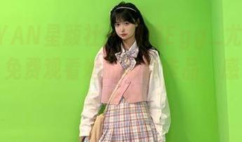 XINGYAN星颜社 – 拥抱Egg_尤妮丝的温柔，免费观看她的写真作品，感受温暖与美好。