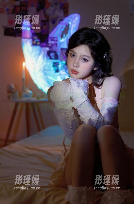 XINGYAN星颜社 - 玩转豹纹：王俪丁呀私拍写真中的细腻情感与独特视觉体验！