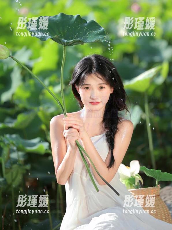 Xiuren秀人网 - 快来看看tina_甜仔的JK高清写真分享，甜甜的氛围令人心动不已！