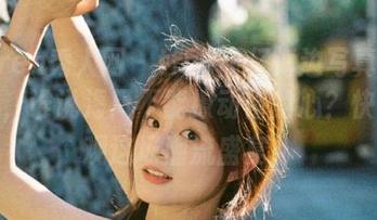 Xiuren秀人网 – tina甜仔海边写真套图更新，谁说海风不能撩动你的心？快来围观这场潮流盛宴！