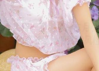 Xiuren秀人网 – 精美免费古月小同学JK美图，快来感受她的独特风格！