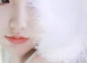 Xiuren秀人网 – 发现周美美alicia全套粉色作品，带你领略别样的少女心与优雅魅力