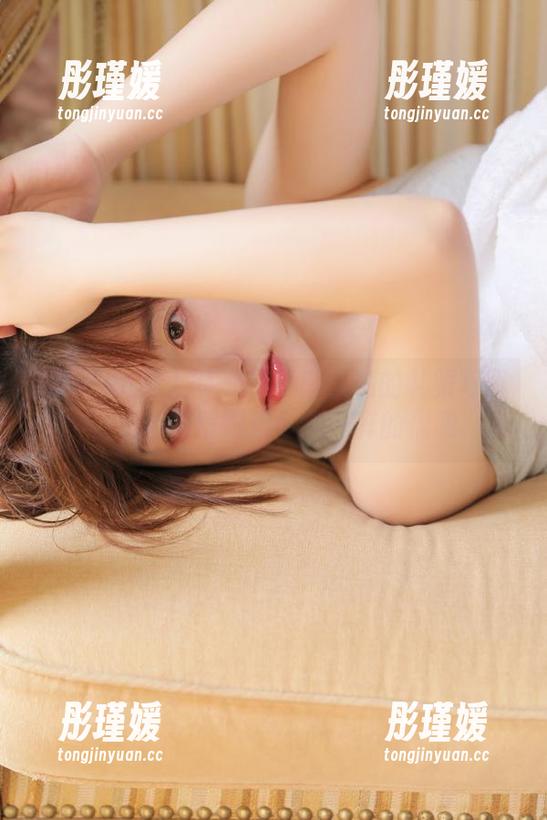 Xiuren秀人网 - 探秘唐翩翩的礼服写真，原图与壁纸展示不一样的优雅