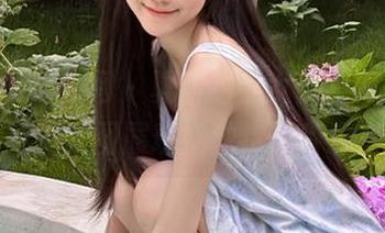 Xiuren秀人网 – 夏甜甜少女的写真艺术，无圣光原图展现她独特的青春风情