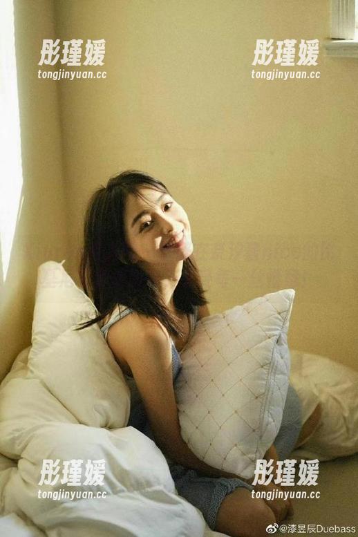 Xiuren秀人网 - 沉醉在奈汐酱nice的比基尼写真美图中，享受每一丝惬意！