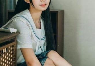 Xiuren秀人网 – 领略奶e豆毛衣的独特风采：美图与套图描绘出的艺术之旅！
