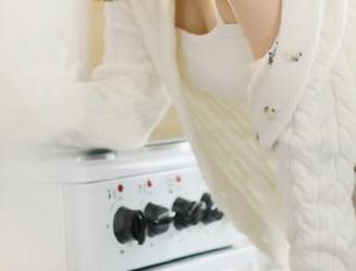 Xiuren秀人网 – 精选美图：戴允祺zoe修女风格写真带你走入梦幻世界
