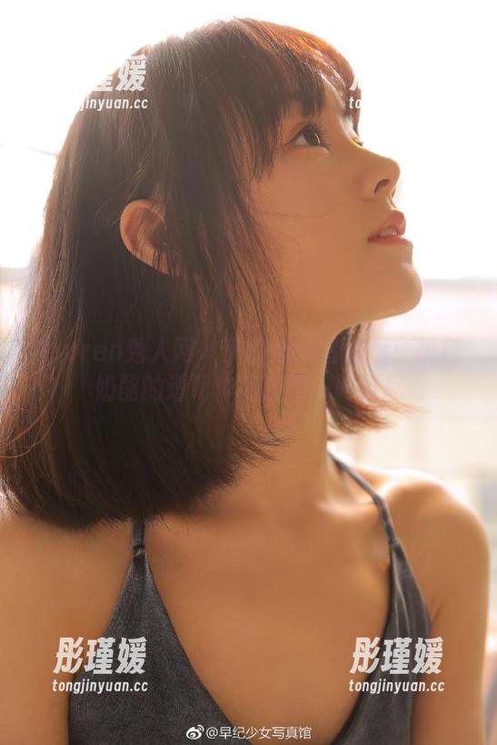 Xiuren秀人网 - 美图爱好者必看：桃色奶酪的透明作品资源一网打尽