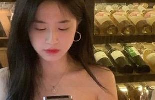 Xiuren秀人网 – 绯月樱-Cherry无圣光蕾丝丝袜精致合集：每一细节都让人心动不已