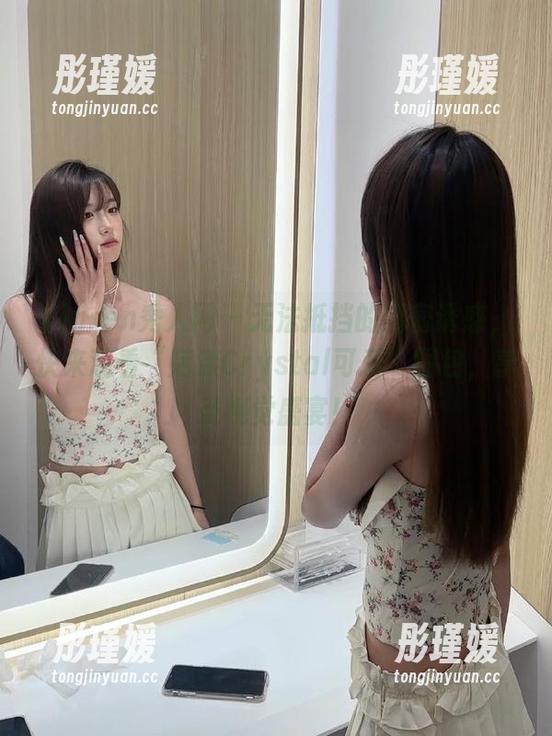 Xiuren秀人网 - 无法抵挡的甜蜜诱惑，快来观看“荡漾Crystal可爱”图包，享受视觉盛宴！