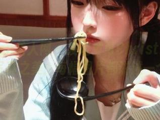 Xiuren秀人网 – 发现黄可Christine兔女郎写真之美：每幅图片都讲述一个故事