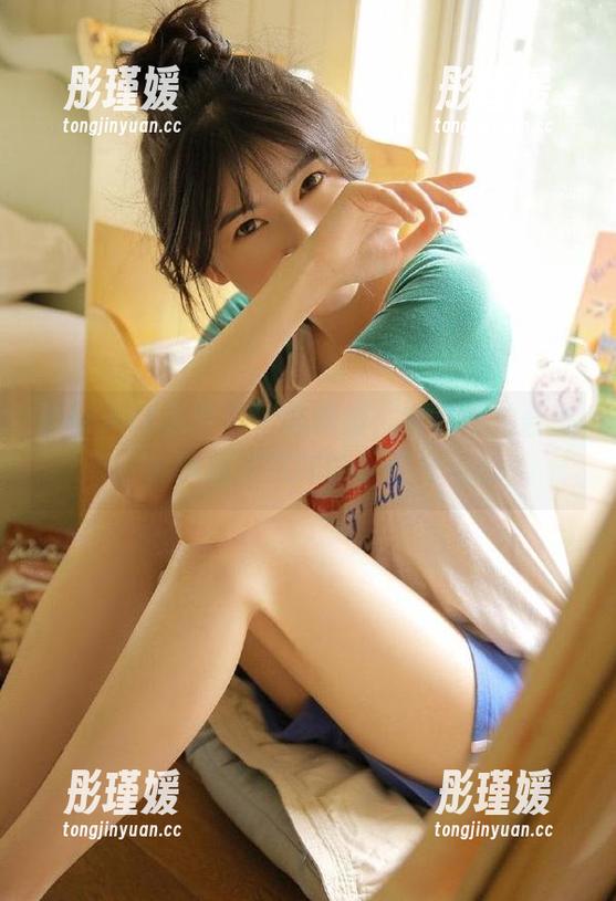 YALAYI雅拉伊 - 黑蝴蝶：宝儿私拍合集，记录那些瞬间的永恒与动感